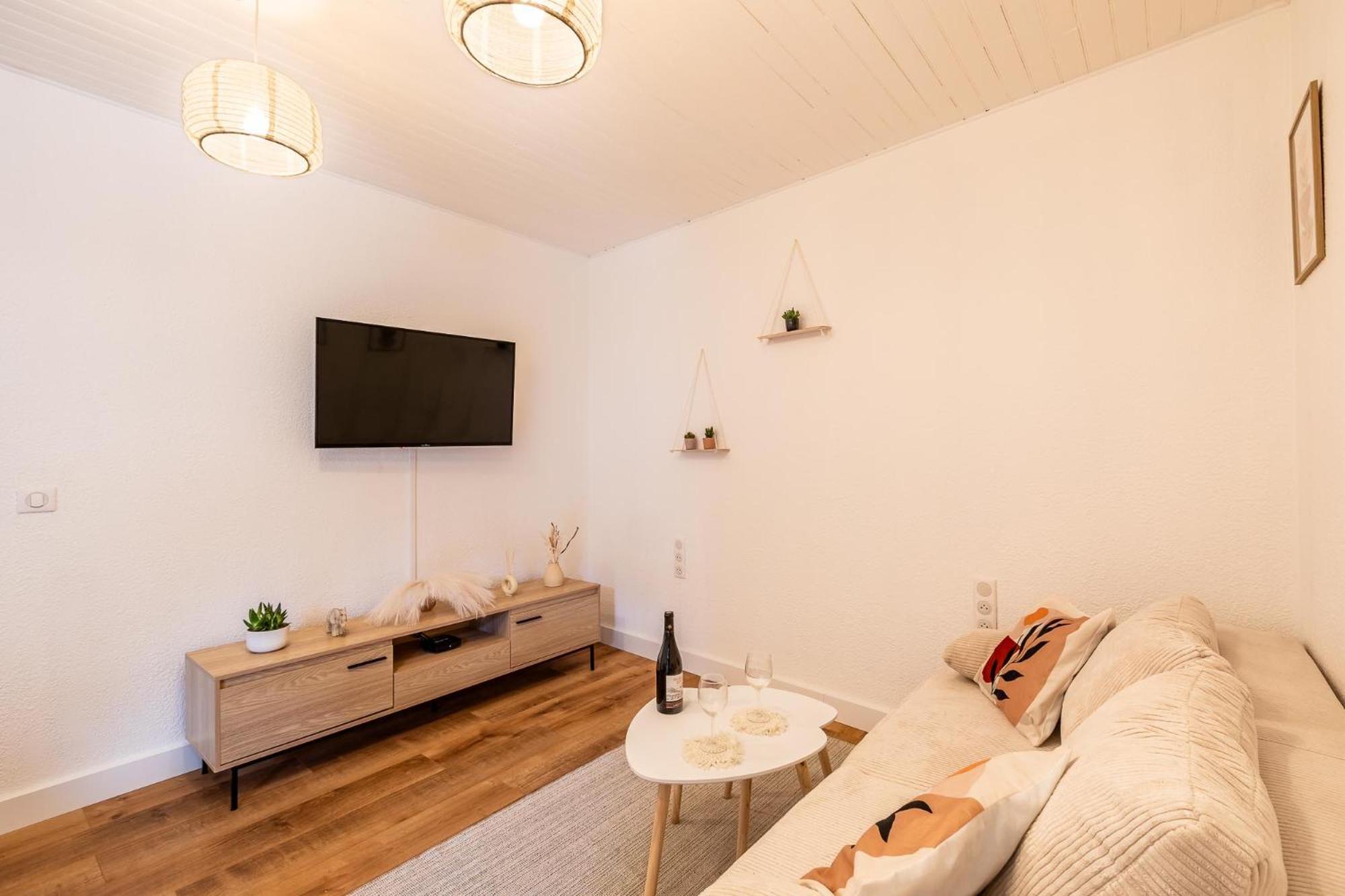 T2 Climatise Proche De Montpellier Avec Parking Public ! Apartman Saint-Georges-dʼOrques Kültér fotó